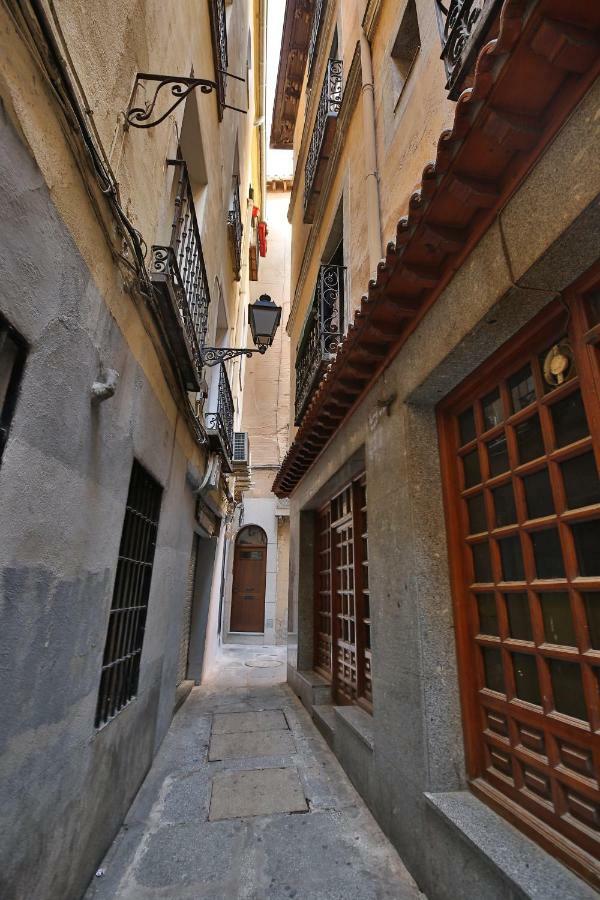 La Casa Del Liron By Toledo Ap Apartment Luaran gambar