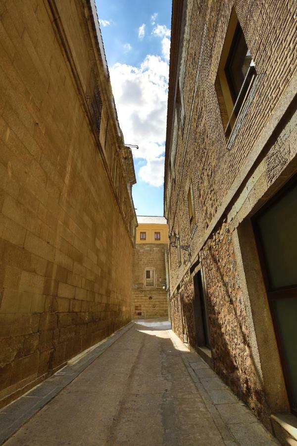 La Casa Del Liron By Toledo Ap Apartment Luaran gambar